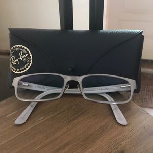 Rayban Eyeglasses with case